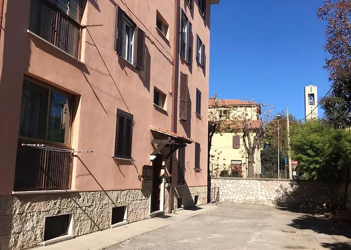 Via Clitunno 24 Апартаменты *